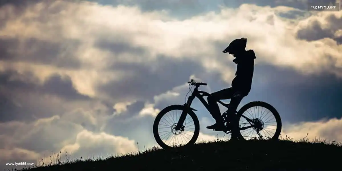 <strong>优游ub8</strong>🏊‍♀️在水中自由舒展，每一次划动都是与自己的深度对话！